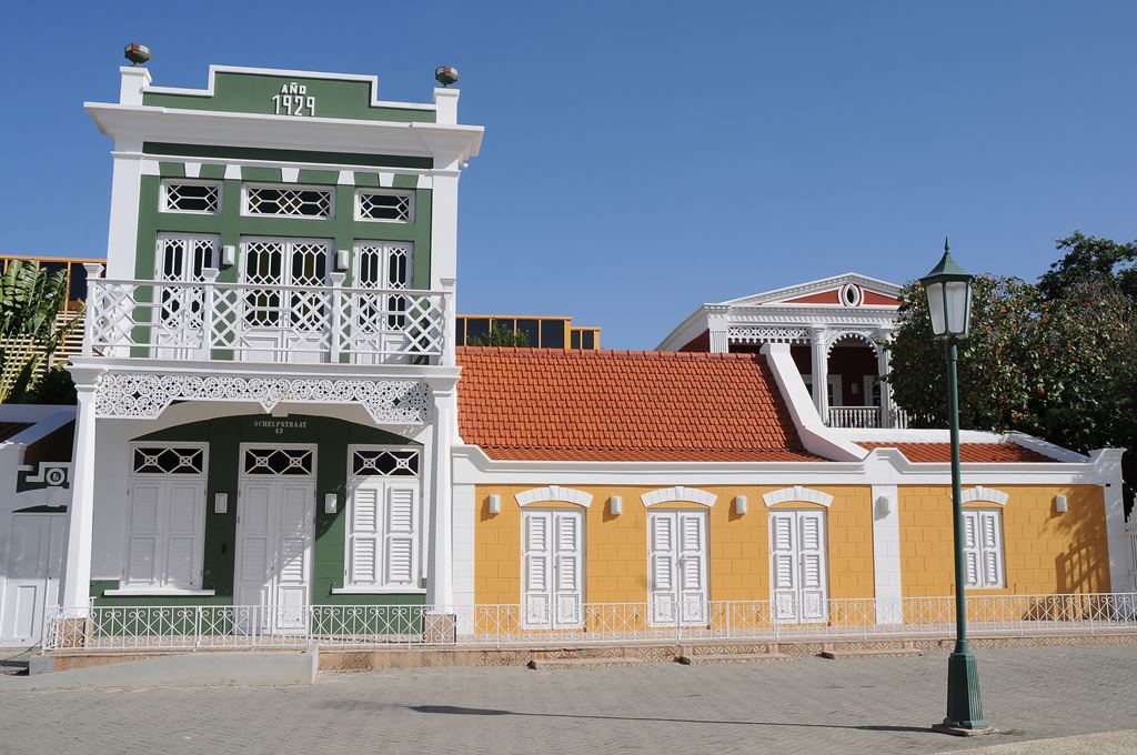 038   Aruba